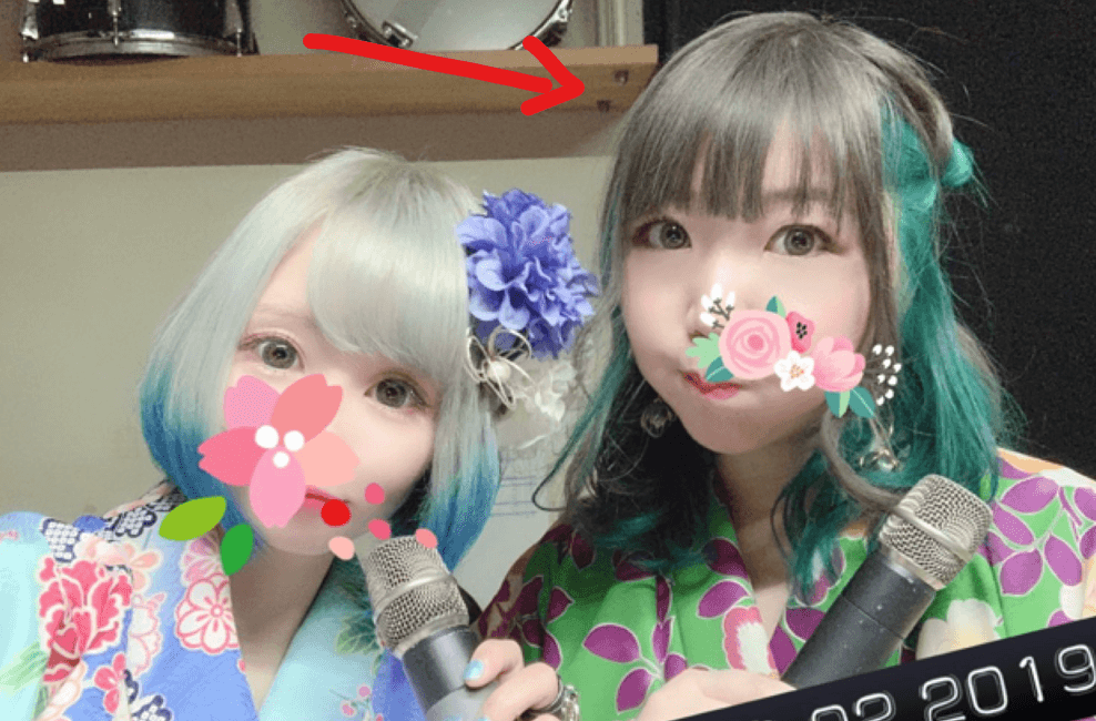 右が鷹嶺ルイの顔写真