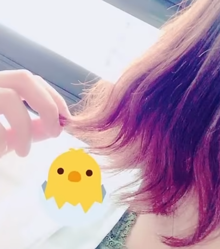 中の人の自撮り写真