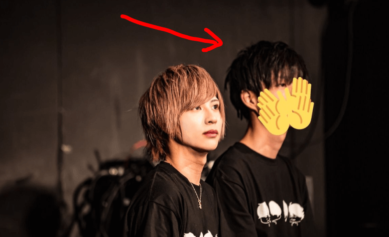 右がBeeさんの写真
