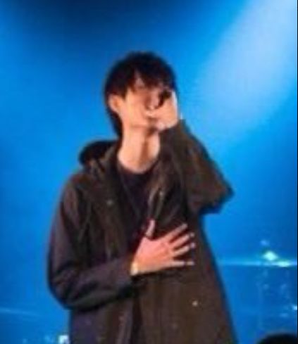 三枝明那の中の人の写真